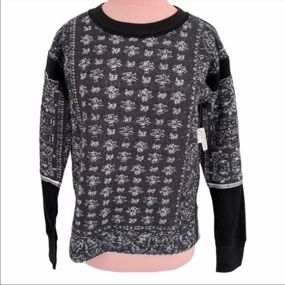 Free People Sweaters - Free People We the Free Printed Sweater Size XS NWT